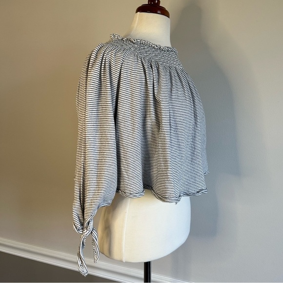 Free People Top , Size XS, GUC - Picture 3 of 5